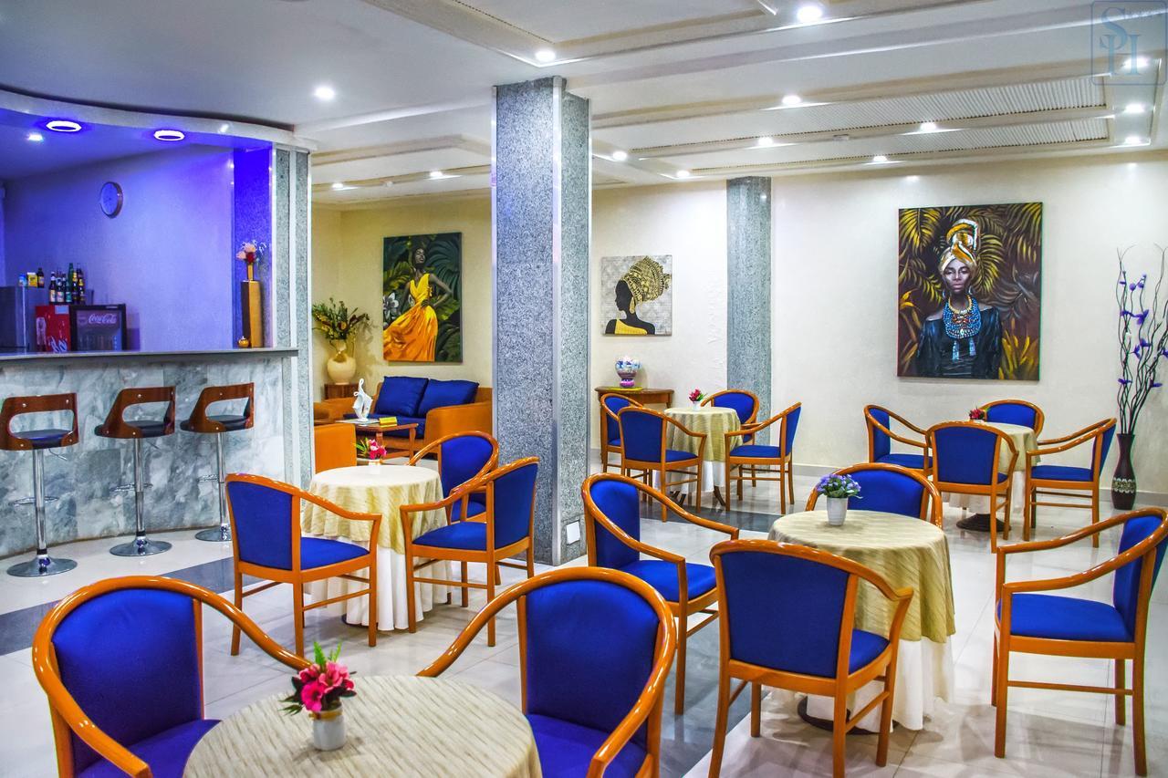 Hotel Splendid Уагадугу Экстерьер фото